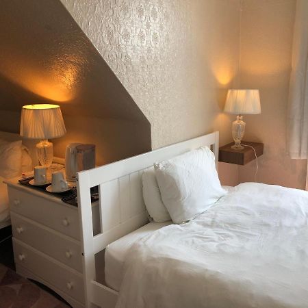 Carena House Bed & Breakfast Canterbury Exterior foto
