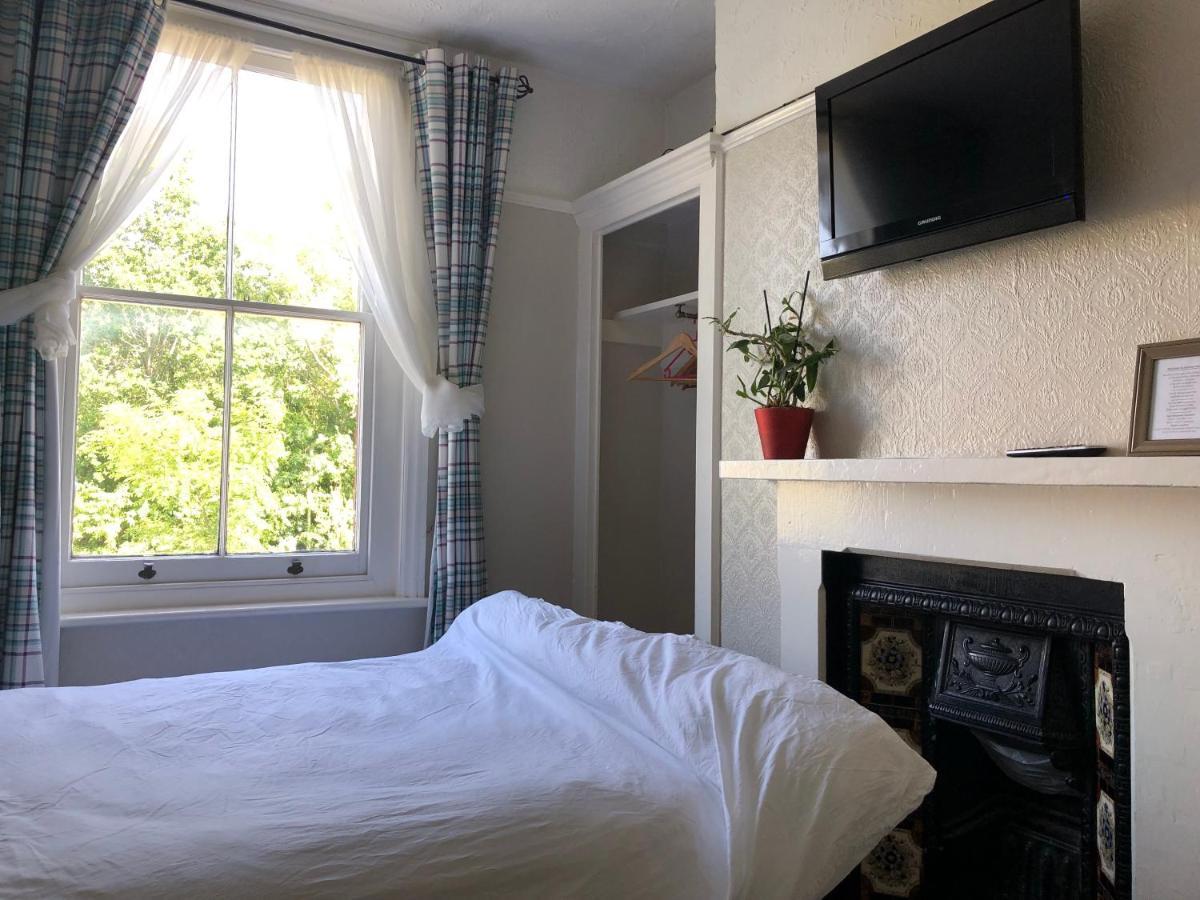 Carena House Bed & Breakfast Canterbury Exterior foto