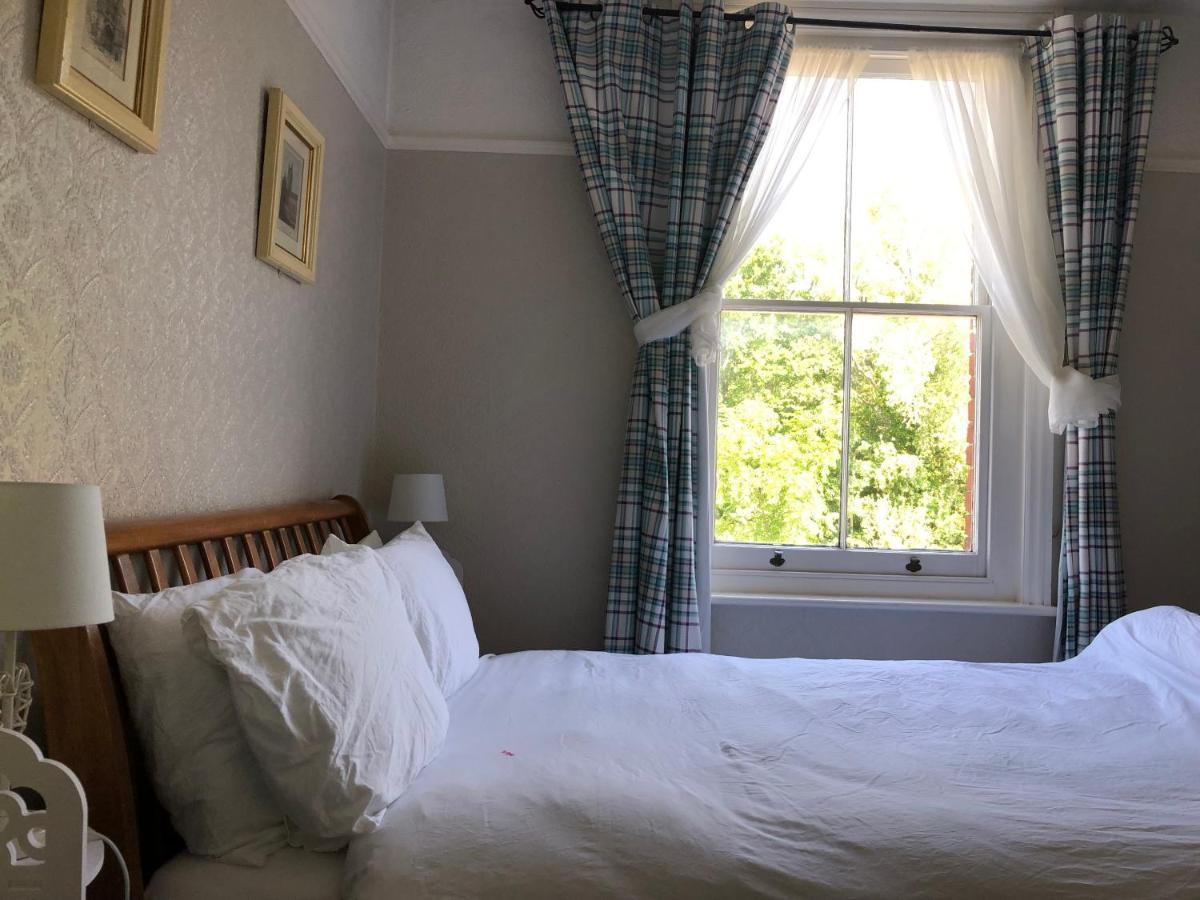 Carena House Bed & Breakfast Canterbury Exterior foto